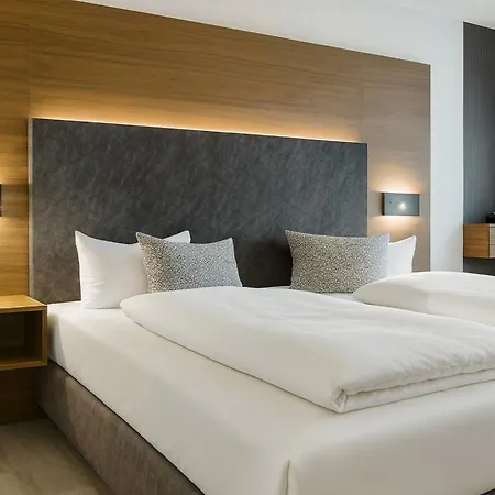 Hotel Johannesbad Koenigshof 4*